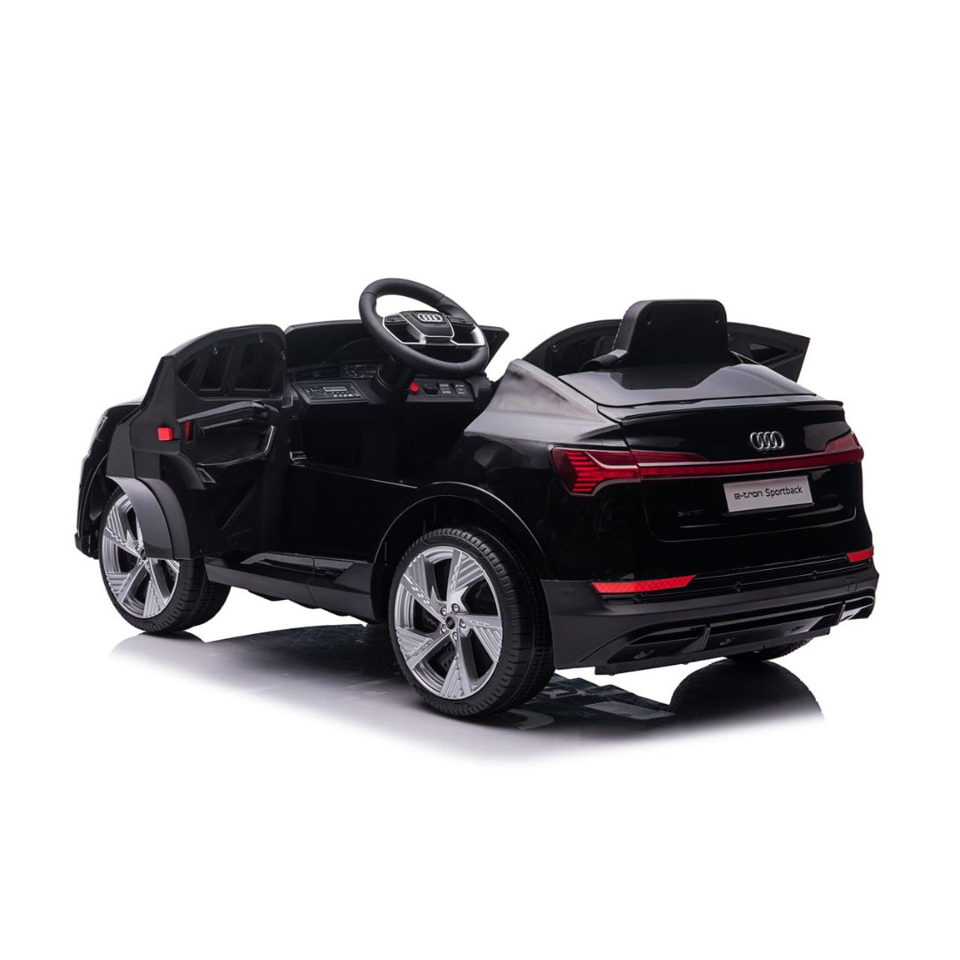 Licencirani auto na akumulator Audi E-TRON Sportback za decu Crni 1